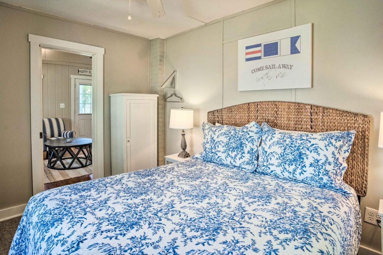 Chic Cottage With Private Yard Steps To Beach! Colonial Beach Ngoại thất bức ảnh